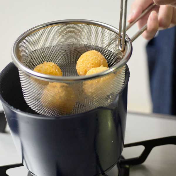 マルチストレーナー