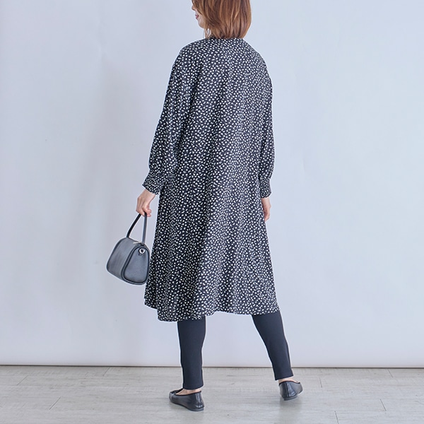 フラワープリント前開きワンピース