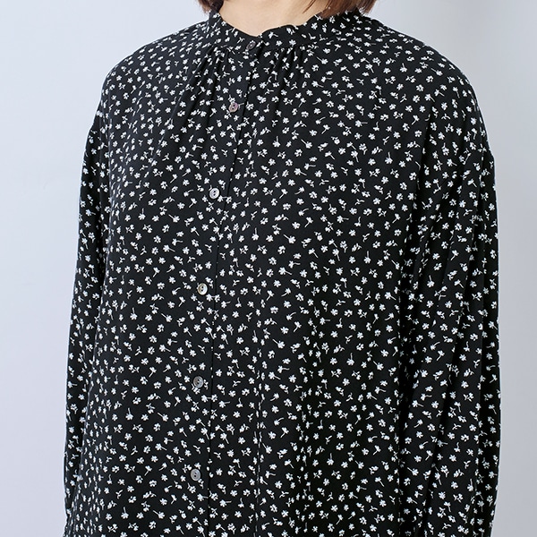 フラワープリント前開きワンピース