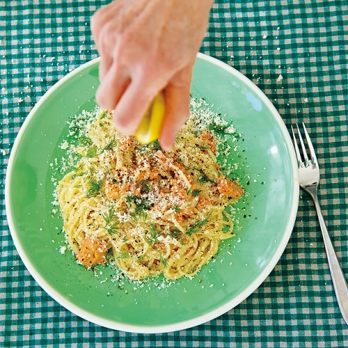 鮭のレモンクリームパスタ