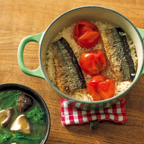 サンマとトマトごはん