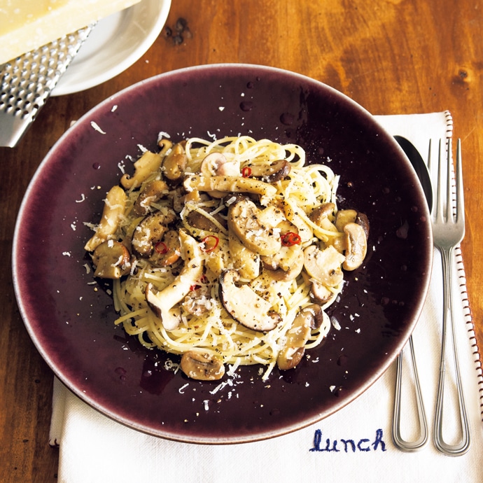 きのこのペペロンチーノ