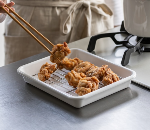 ホーローバット(蓋付き)